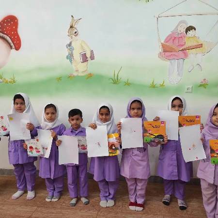 تقدیر از برگزیدگان نقاشی